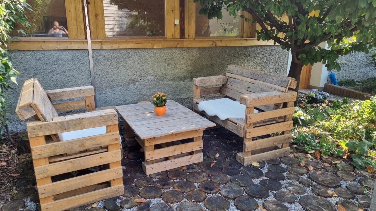 Grajski Oddih Cerklje na Gorenjskem Exterior photo